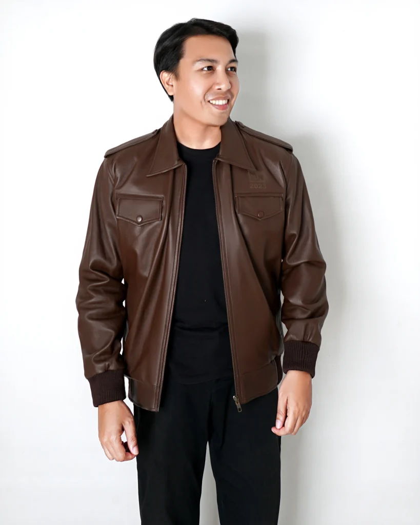 jaket kulit pertamina laki-laki tampak depan