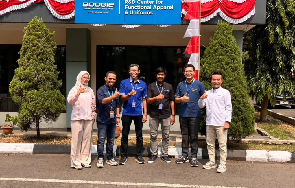 Kunjungan PT Softex dalam pengadaan seragam kerja di Boogie Apparel