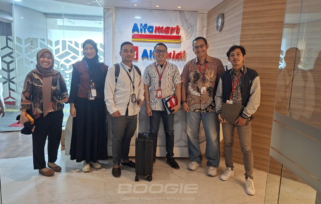 Visit Boogie Apparel ke Alfamidi